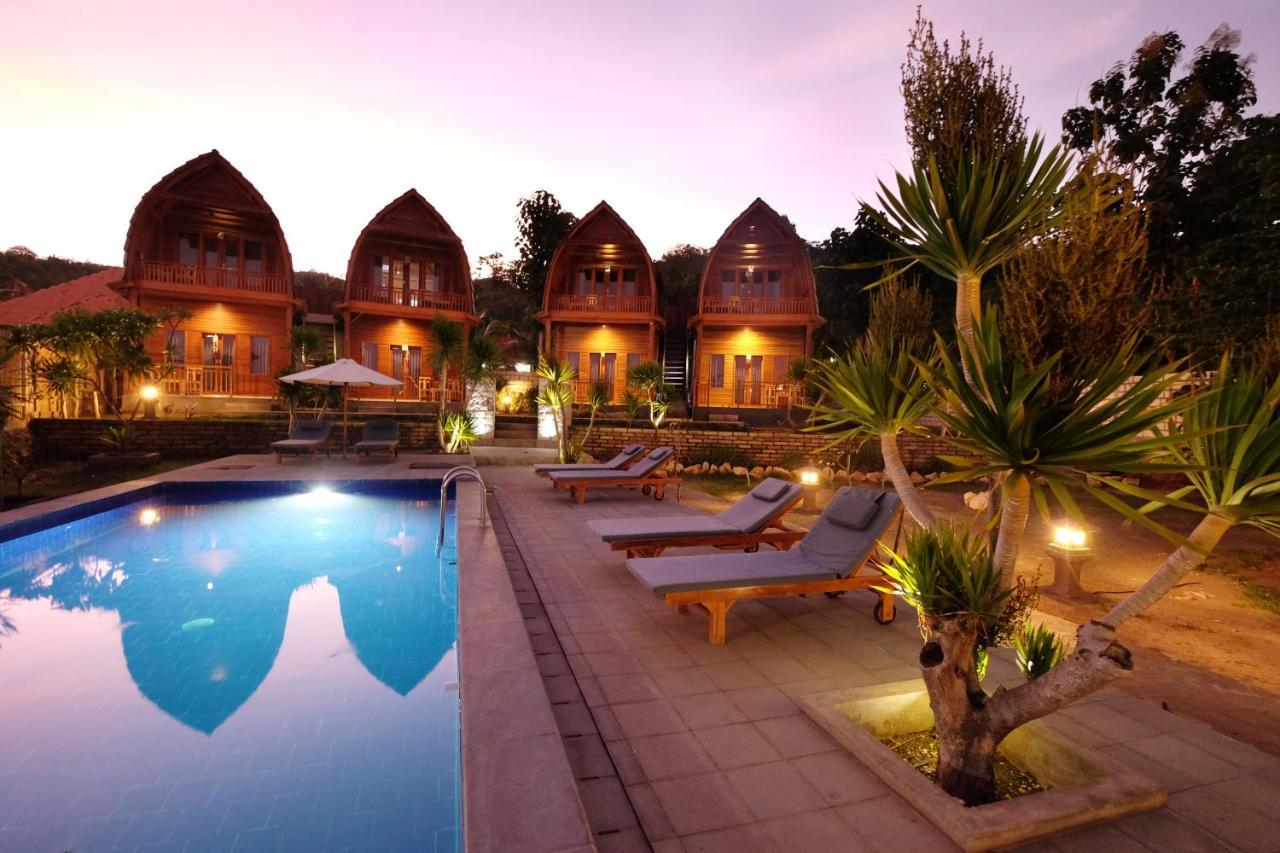 Adara Beach Huts Batununggul Exterior foto